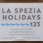 Holidays 123 Гостевой дом 4*